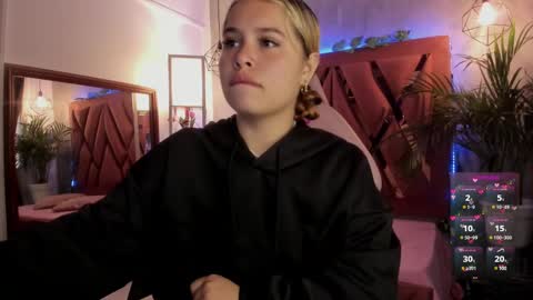 Haely online show from 02.12.25