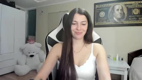 Sk     pe     Anya388109 online show from 10.08.25