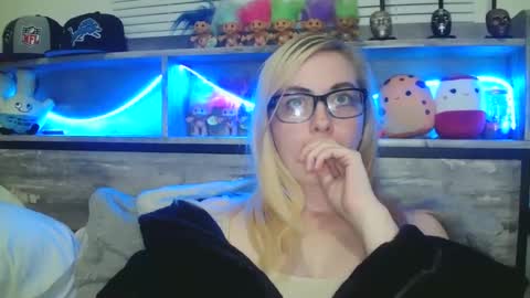 Snapshot of haileyakuma69 chatting on 02.24.25 Hailey and d online show from 02.24.25