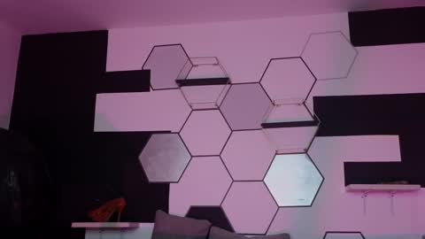 haileycat_ online show from 02.23.25