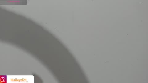 Hailey online show from 04.12.26