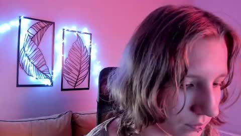 Hailey online show from 11.12.25