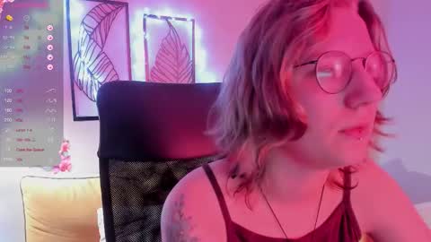 Hailey online show from 11.22.25