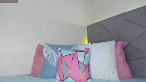 Snapshot of haileylove2 chatting on 09.19.25 Hailey online show from 09.19.25