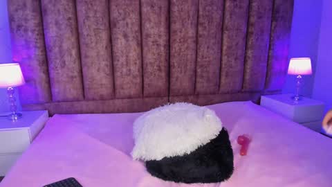 Haileymiler online show from 12.04.24