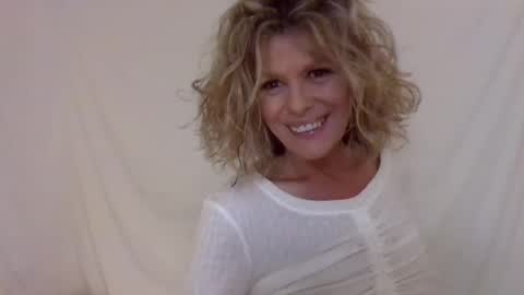 Snapshot of haileys123 chatting on 12.07.24 Hailey online show from 12.07.24