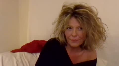 Snapshot of haileys123 chatting on 01.23.25 Hailey online show from 01.23.25