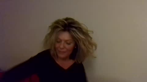 Snapshot of haileys123 chatting on 01.23.25 Hailey online show from 01.23.25