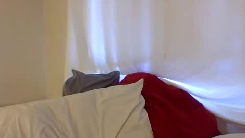 Snapshot of haileys123 chatting on 02.17.25 Hailey online show from 02.17.25