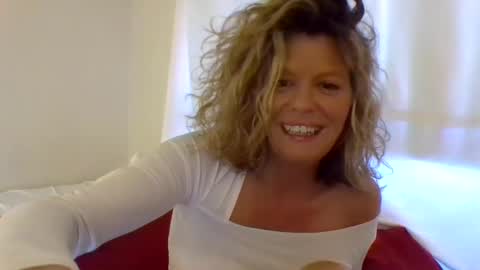 Snapshot of haileys123 chatting on 03.09.25 Hailey online show from 03.09.25