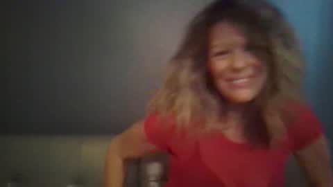 Snapshot of haileys123 chatting on 11.08.25 Hailey online show from 11.08.25