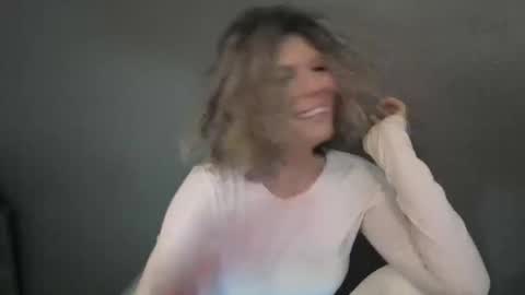 Hailey online show from 04.24.26