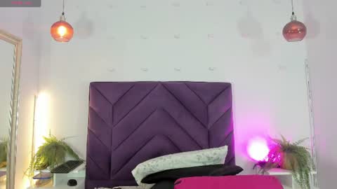 haileystonei online show from 06.29.26