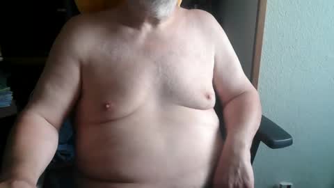 Snapshot of hairyarmpit_lover_1970 chatting on 05.30.26 hairyarmpit_lover_1970 online show from 05.30.26