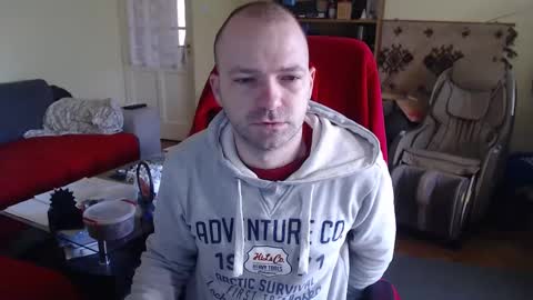 Snapshot of hairyass25yo chatting on 02.19.25 Puppy3 StockyDaddiesmusclebearsbeefybigmans online show from 02.19.25