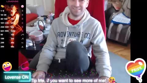 Snapshot of hairyass25yo chatting on 03.01.25 Puppy3 StockyDaddiesmusclebearsbeefybigmans online show from 03.01.25