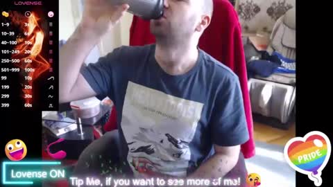 Snapshot of hairyass25yo chatting on 03.09.25 Puppy3 StockyDaddiesmusclebearsbeefybigmans online show from 03.09.25