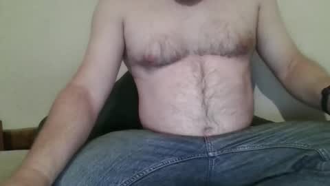Snapshot of hairychest222141 chatting on 11.08.25 hairychest222141 online show from 11.08.25