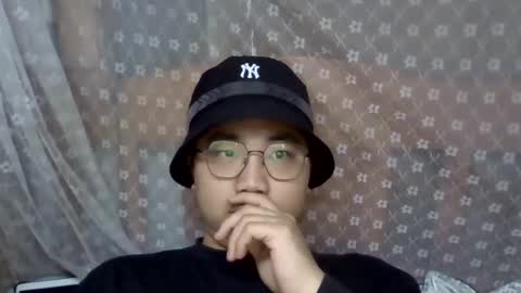 Snapshot of hairycol66 chatting on 01.12.25 hairycol66 online show from 01.12.25