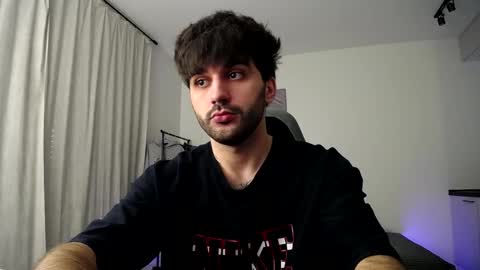 Adam online show from 03.08.25