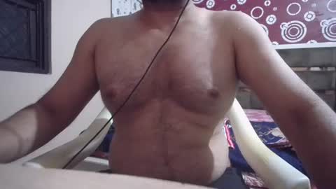 Snapshot of hairyguy1212 chatting on 10.22.25 Hairyguy121 online show from 10.22.25