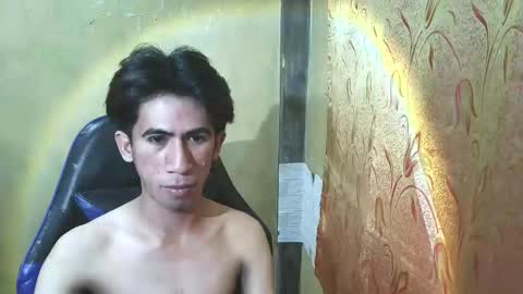 hairyhugecock_22 online show from 11.11.25