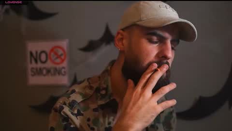 HairyRobXxX online show from 10.21.25