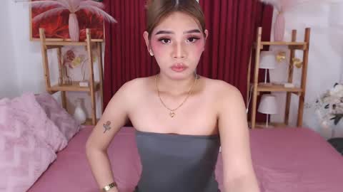 YOUR SIDECHIC HAILEY online show from 12.17.24