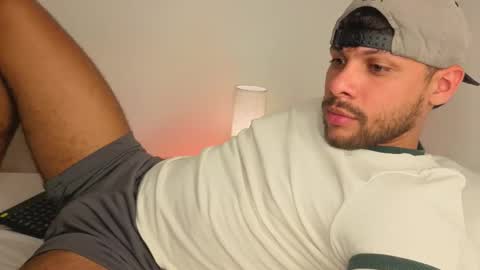 Independent       model  online show from 01.10.26