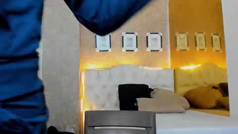 Snapshot of halaana_tendeer chatting on 09.18.25 halaana tendeer online show from 09.18.25