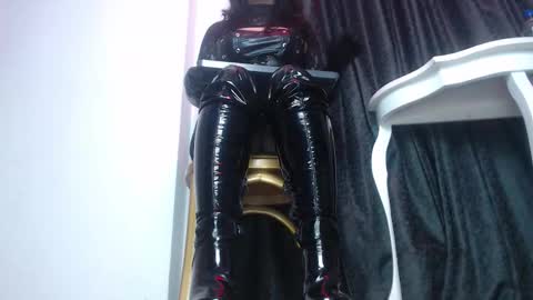 Snapshot of halley_raven chatting on 09.12.25 Halley Raven online show from 09.12.25