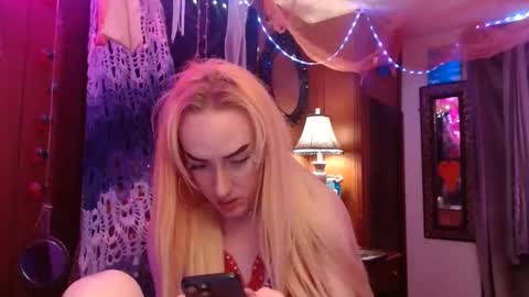 halovalentine online show from 01.15.26