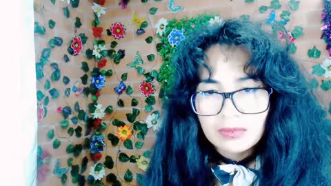 Snapshot of han_deus chatting on 01.11.25 HANMy Dears make sure to follow me here create a FREE account if you dont have one and chat thank you. online show from 01.11.25