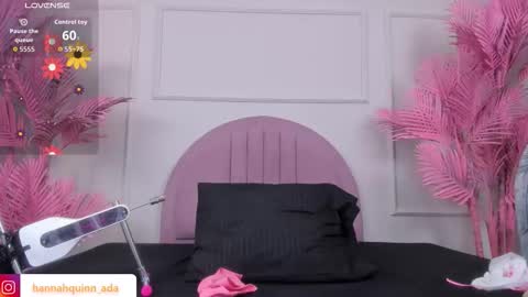 hanaahquinn online show from 11.14.25