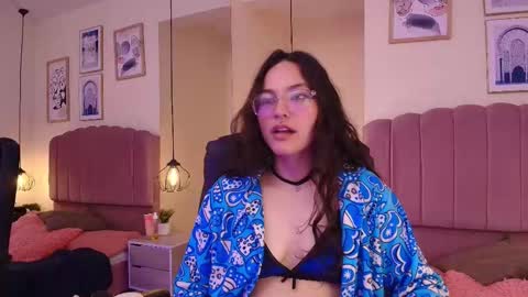 hanabie_ online show from 02.05.26