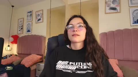 hanabie_ online show from 02.25.26