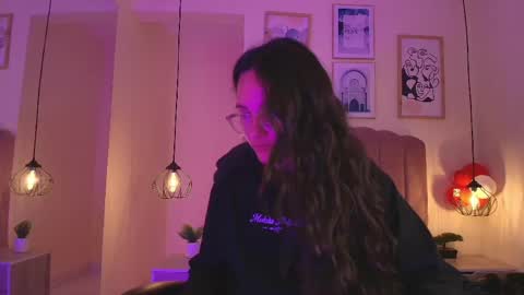 hanabie_ online show from 04.17.26