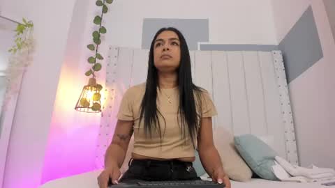 hanah_gray online show from 06.24.26