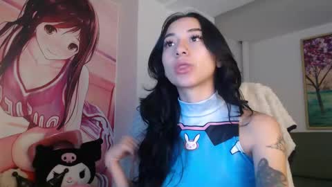 Hanaku  online show from 11.25.25