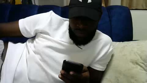 handsome king online show from 01.03.25