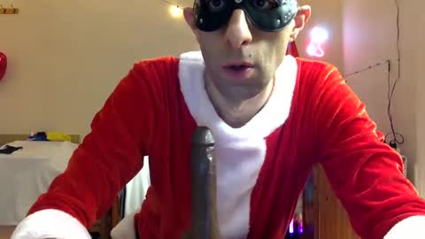 Snapshot of handsomealfie chatting on 12.19.24 HandsomeAlfie online show from 12.19.24