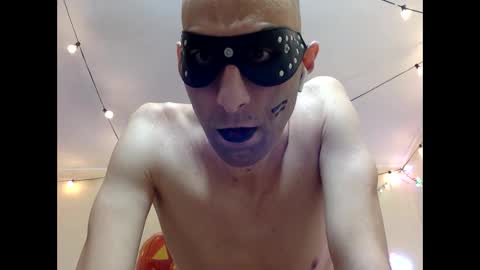 HandsomeAlfie online show from 10.29.25