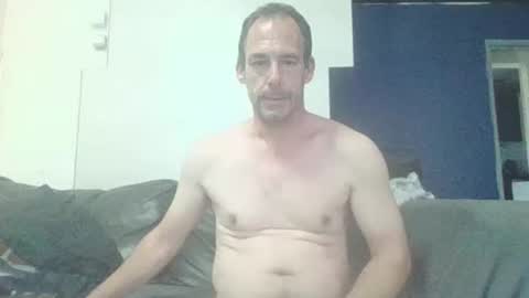 handsomeguy4ever online show from 10.24.25