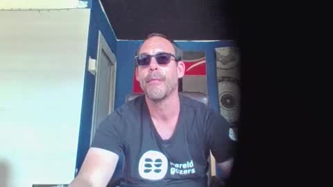 Snapshot of handsomeguy4ever chatting on 04.24.26 handsomeguy4ever online show from 04.24.26