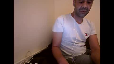 Snapshot of handsomepenis20cm chatting on 10.10.25 handsomepenis20cm online show from 10.10.25