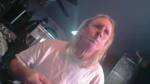 Snapshot of handyman5303 chatting on 02.24.25 Handystudman online show from 02.24.25