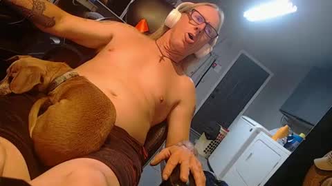 handystud33 online show from 10.11.25