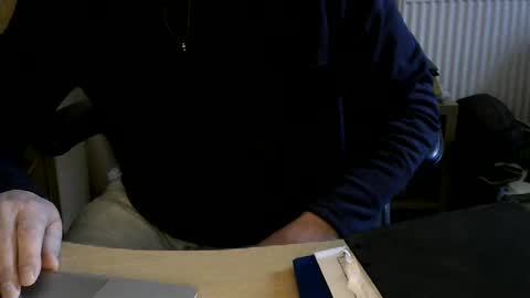 Snapshot of handz2 chatting on 01.11.25 handz2 online show from 01.11.25