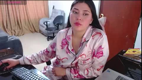 Snapshot of hanna__11_ chatting on 11.13.25 Hanna online show from 11.13.25