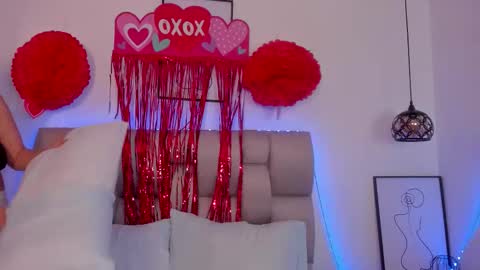 Snapshot of hanna__evans_ chatting on 02.15.26 hanna__evans_ online show from 02.15.26